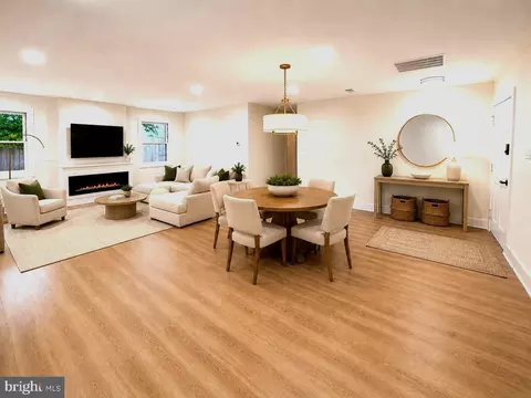 Living - 8804 Strause Ct, Springfield, VA 22153 photo 1 of 2