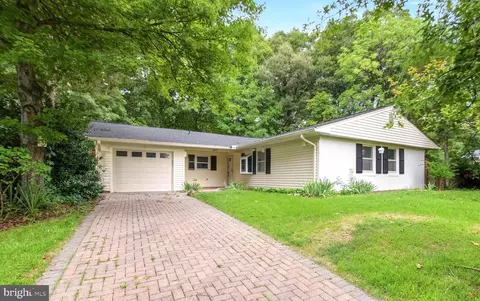 Exterior - 8804 Strause Ct, Springfield, VA 22153 photo 1 of 10