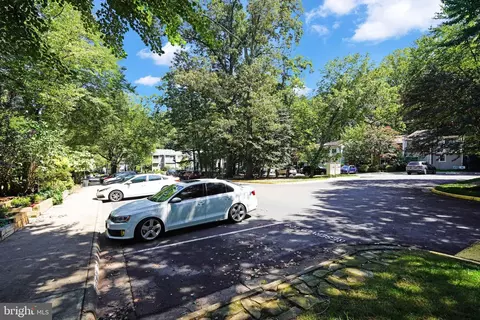 Exterior - 2382 Generation Dr, Reston, VA 20191 photo 8 of 10