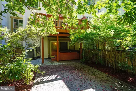 Exterior - 2382 Generation Dr, Reston, VA 20191 photo 1 of 10