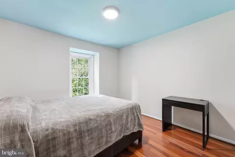 Bedroom - 7702 Jewelweed Ct, Springfield, VA 22152 photo 10 of 12