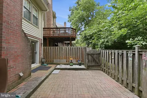 Exterior - 7702 Jewelweed Ct, Springfield, VA 22152 photo 3 of 5