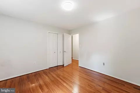 Bedroom - 7702 Jewelweed Ct, Springfield, VA 22152 photo 3 of 12