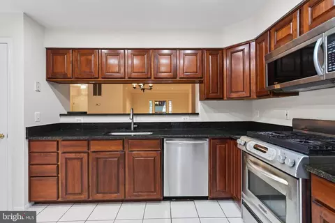 Kitchen - 6504 Hubbardton Way, Springfield, VA 22150 photo 2 of 3