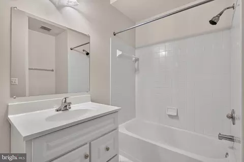 Bath - 6504 Hubbardton Way, Springfield, VA 22150 photo 1 of 3