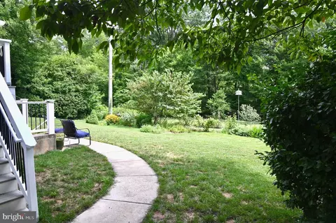6905 Lemon Rd, Mclean, VA 22101 photo 2