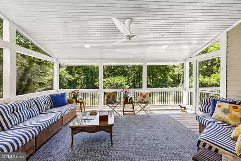Exterior - 6905 Lemon Rd, Mclean, VA 22101 photo 3 of 10