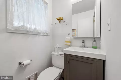 Other - 6905 Lemon Rd, Mclean, VA 22101 photo 6 of 10