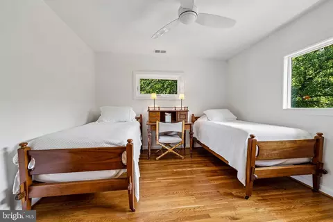 Bedroom - 6905 Lemon Rd, Mclean, VA 22101 photo 4 of 5