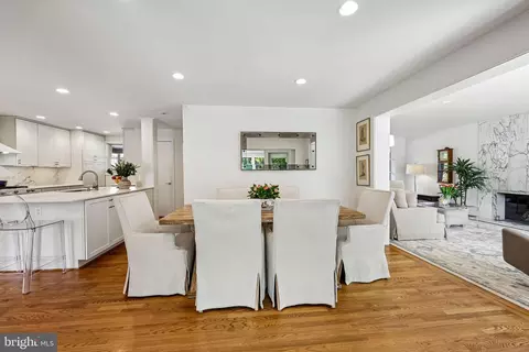 Dining - 6905 Lemon Rd, Mclean, VA 22101 photo 2 of 3