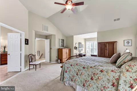 7606 Davis Field Ln, Springfield, VA 22153 photo 35