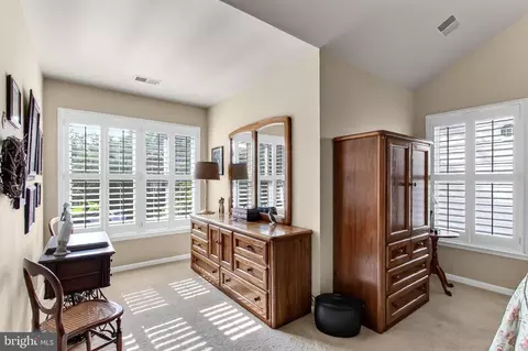 7606 Davis Field Ln, Springfield, VA 22153 photo 36