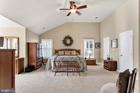 7606 Davis Field Ln, Springfield, VA 22153 photo 33