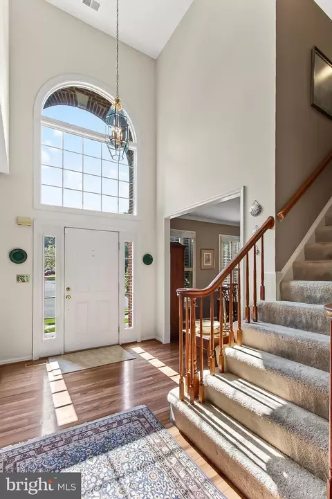 7606 Davis Field Ln, Springfield, VA 22153 photo 7