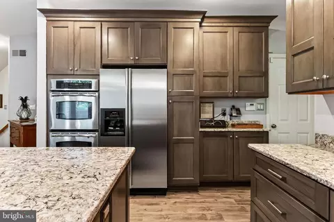7606 Davis Field Ln, Springfield, VA 22153 photo 28