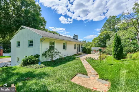Exterior - 7606 Long Pine Dr, Springfield, VA 22151 photo 9 of 9