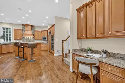 Kitchen - 7834 Montvale Way, Mclean, VA 22102 photo 4 of 6