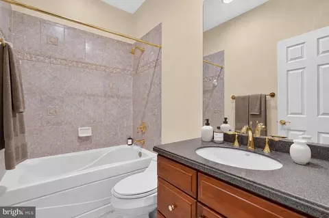 Bath - 7834 Montvale Way, Mclean, VA 22102 photo 4 of 8