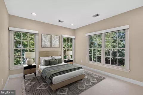 Bedroom - 7834 Montvale Way, Mclean, VA 22102 photo 6 of 7