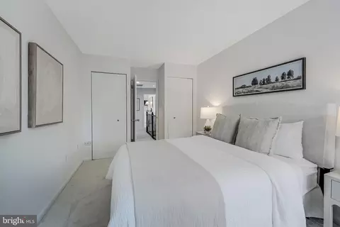 Bedroom - 2028 Lakewinds Dr, Reston, VA 20191 photo 8 of 8