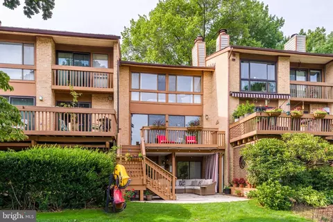 Other - 2028 Lakewinds Dr, Reston, VA 20191 photo 25 of 30