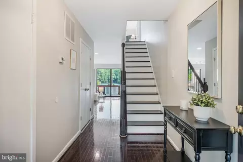 Entry Way - 2028 Lakewinds Dr, Reston, VA 20191 photo 1 of 4