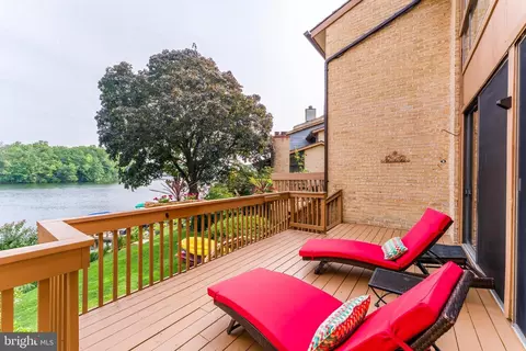 Other - 2028 Lakewinds Dr, Reston, VA 20191 photo 29 of 30