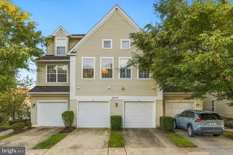 6609 Netties Ln #1509, Alexandria, VA 22315