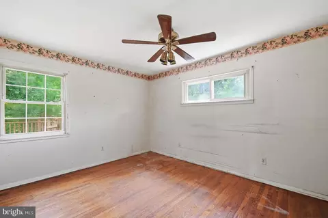 Bedroom - 6702 Harwood Pl, Springfield, VA 22152 photo 1 of 4