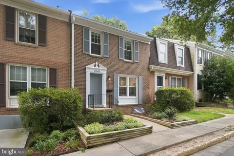11845 Dunlop Ct, Reston, VA 20191