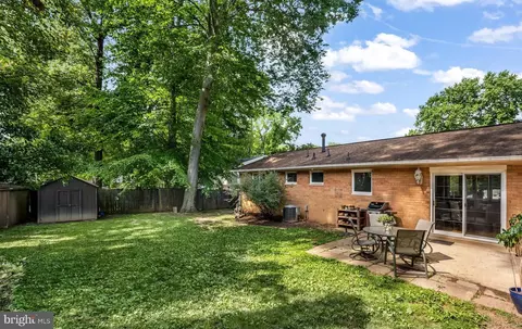 Exterior - 8926 Cromwell Dr, Springfield, VA 22151 photo 2 of 12