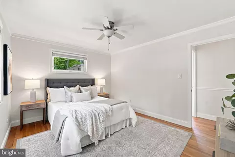 Bedroom - 8926 Cromwell Dr, Springfield, VA 22151 photo 3 of 8