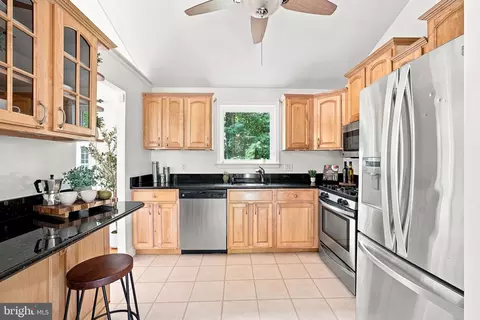 Kitchen - 8926 Cromwell Dr, Springfield, VA 22151 photo 2 of 2