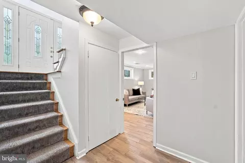 Entry Way - 8926 Cromwell Dr, Springfield, VA 22151 photo 3 of 3