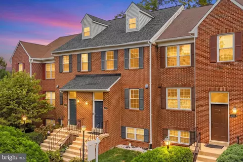 2141 Dominion Way, Falls Church, VA 22043