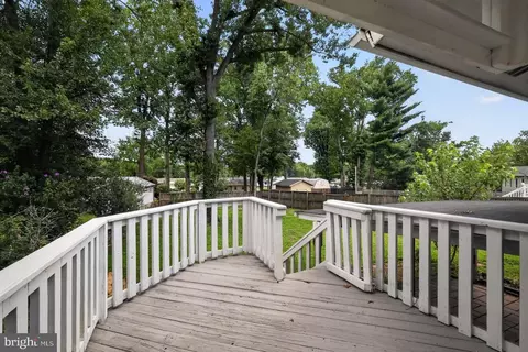 Exterior - 7608 Devries Dr, Lorton, VA 22079 photo 3 of 6