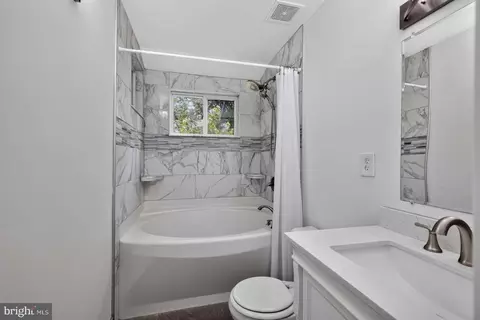 Bath - 7608 Devries Dr, Lorton, VA 22079 photo 1 of 1