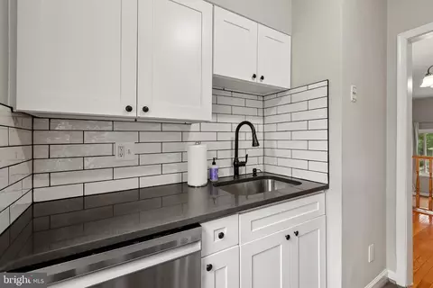 Kitchen - 8400 Penshurst Dr #583, Springfield, VA 22152 photo 3 of 3