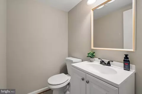 Other - 8400 Penshurst Dr #583, Springfield, VA 22152 photo 5 of 12