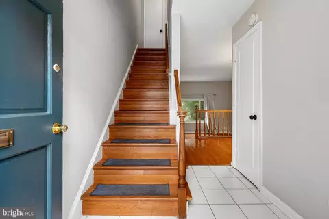 Entry Way - 8400 Penshurst Dr #583, Springfield, VA 22152 photo 1 of 4
