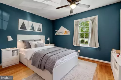 Bedroom - 8400 Penshurst Dr #583, Springfield, VA 22152 photo 5 of 6