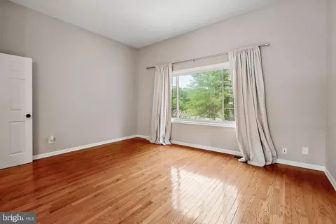 Bedroom - 8400 Penshurst Dr #583, Springfield, VA 22152 photo 1 of 6