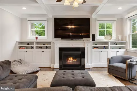 Living - 6619 Byrnes Dr, Mclean, VA 22101 photo 1 of 1
