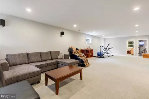 Other - 6619 Byrnes Dr, Mclean, VA 22101 photo 14 of 16