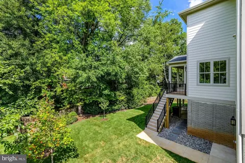 6219 Loch Raven Dr, Mclean, VA 22101 photo 5
