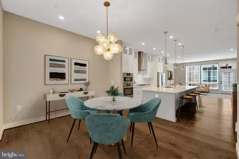 Dining - 1888 Easterly Rd, Reston, VA 20190 photo 2 of 2