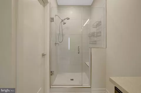 Bath - 1888 Easterly Rd, Reston, VA 20190 photo 3 of 5