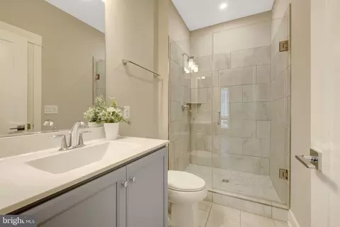 Bath - 1888 Easterly Rd, Reston, VA 20190 photo 1 of 5