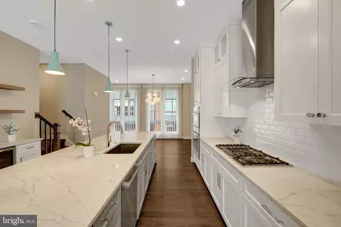 Entry Way - 1888 Easterly Rd, Reston, VA 20190 photo 5 of 7