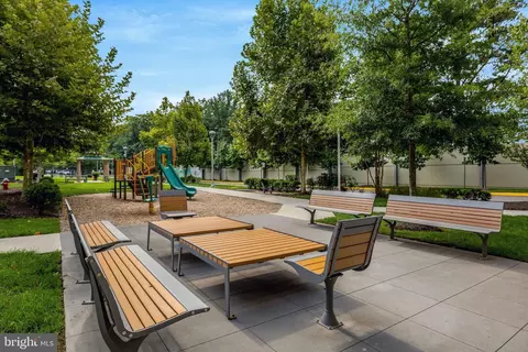 View/Area - 1888 Easterly Rd, Reston, VA 20190 photo 1 of 1